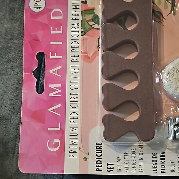 Glamafied 4 PC Premium Pedicure Set Nail Cutter Pumice Stone Brush Toe Seperator - Picture 2 of 5